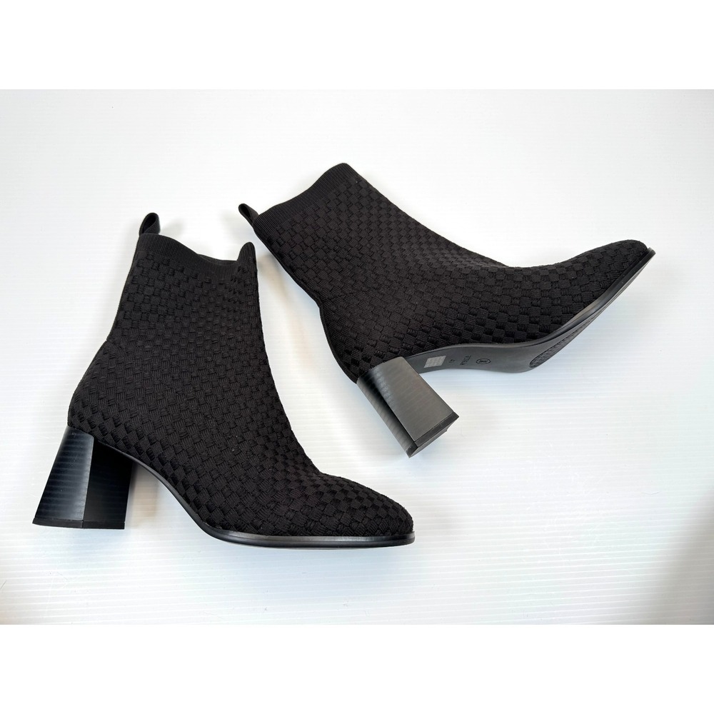 Vivaia Thalita Boot Women 41 EUC 9.5 $ 199 Round‎ Toe Water Repellent Block Heel